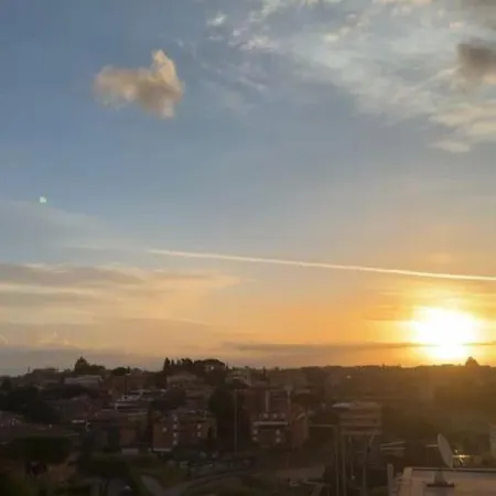 Attico Panoramico Whitecate شقة