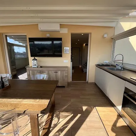 Attico Panoramico Whitecate Διαμέρισμα Ρώμη