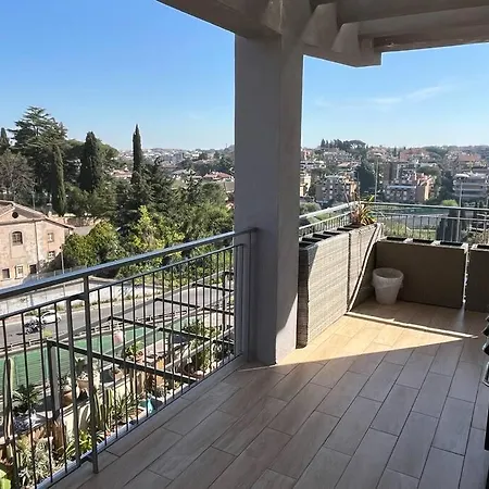 Attico Panoramico Whitecate شقة روما