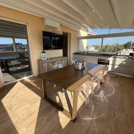 Attico Panoramico Whitecate Διαμέρισμα Ρώμη